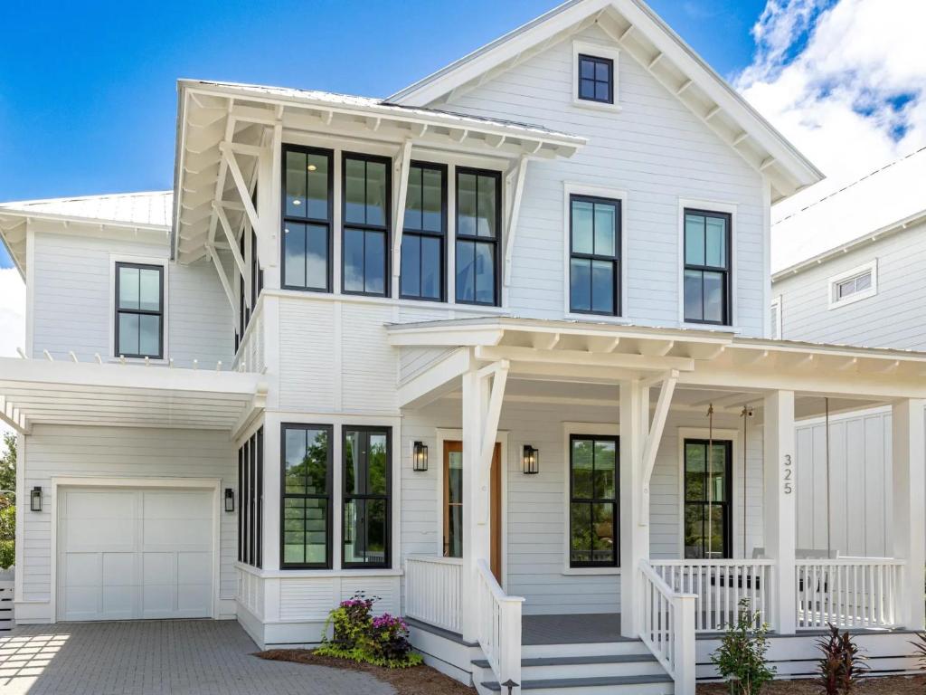 Honeybee, Santa Rosa Beach