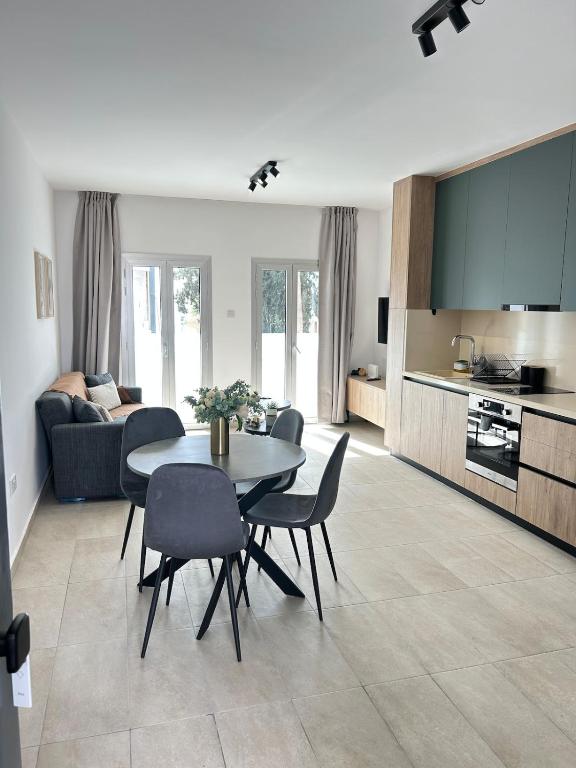 Agiou Antoniou 12, Pafos