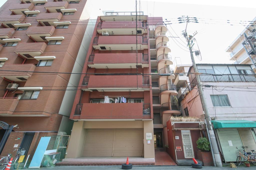 Walk to Namba｜3min to station｜63㎡ 2BR Apt sleeps 6