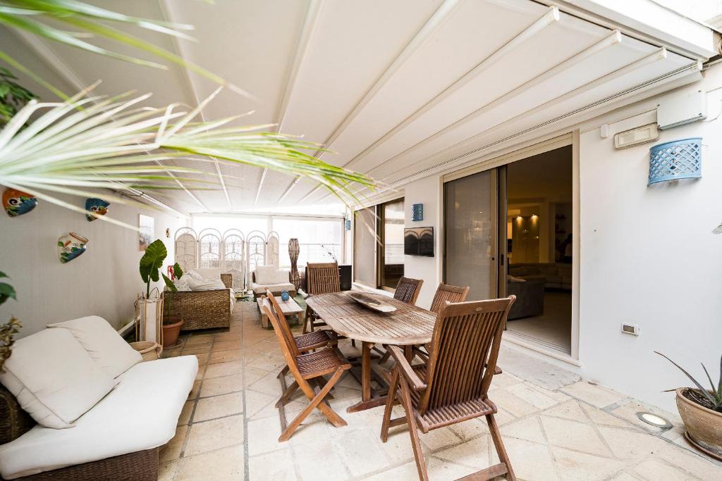 Baia Blu Luxury Apartment - Terrazza - BaiaVerde - Lido - 1