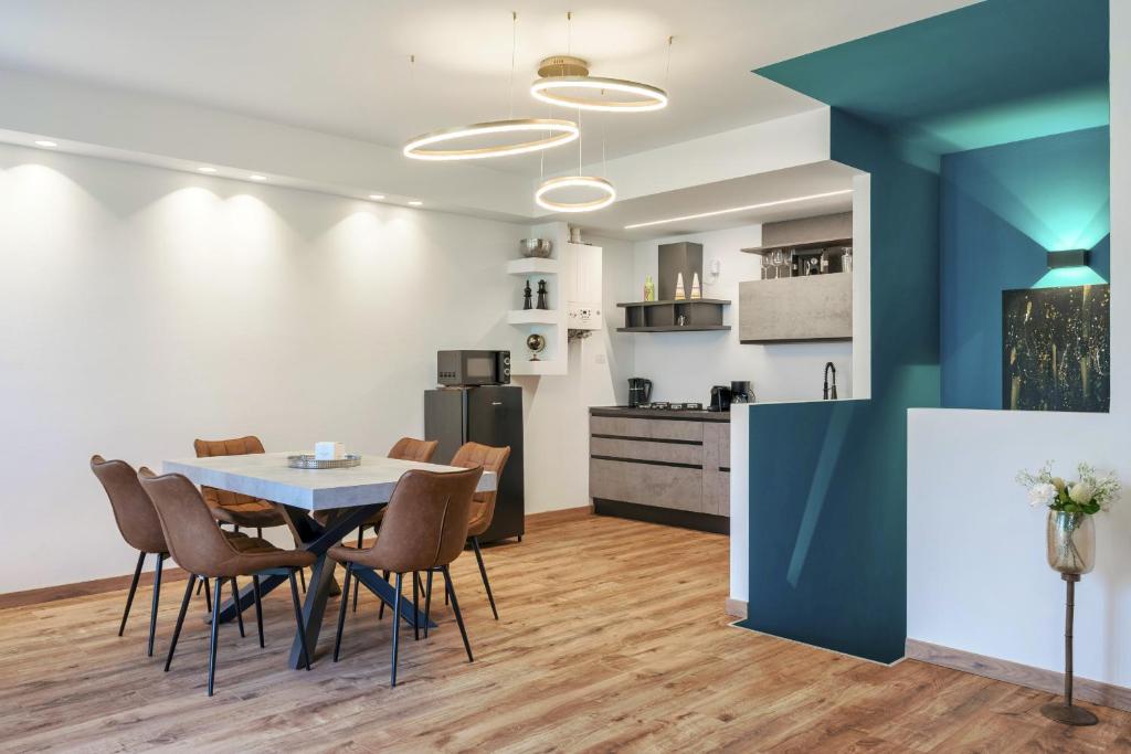 EMERALD APARTMENT - Regarda Travel - 2