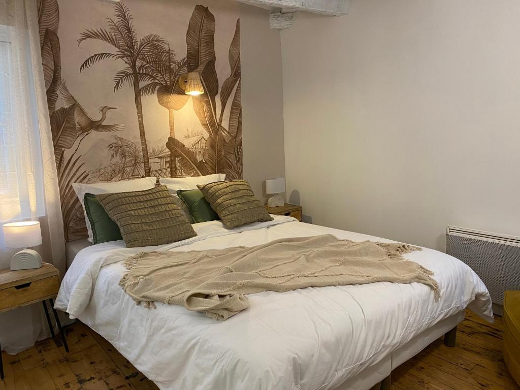 La source, maison de ville vieux Périgueux, Périgueux