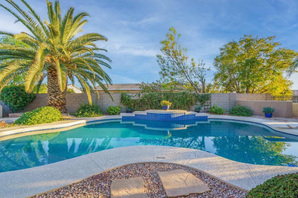 Luxe Pool BBQ & Backyard Paradise, Goodyear
