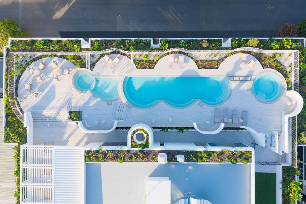 Riverside 2BR Apt with Amazing Rooftop Pool & Parking, Brisbane