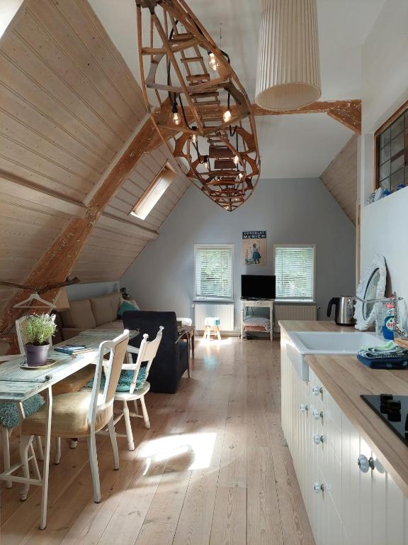 3rd floor Loft in Historical Dordrecht, Dordrecht