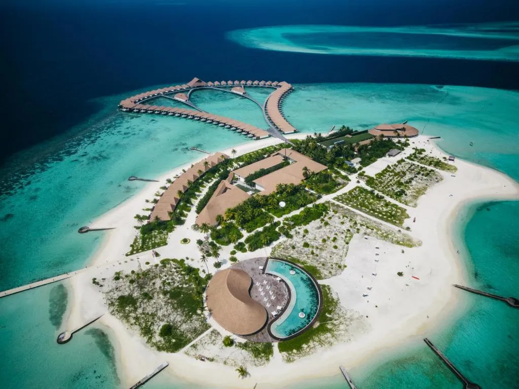 Cinnamon Velifushi Maldives, Hotel in Keyodhoo