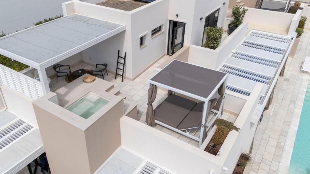 Kalinifta Rooms Luxury Style - 4