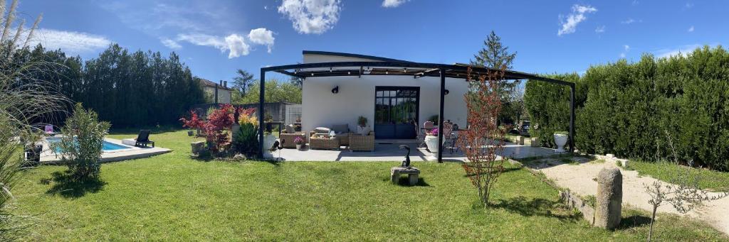 Le Galinié Chic'Art. Un bel Atelier avec Piscine - 3