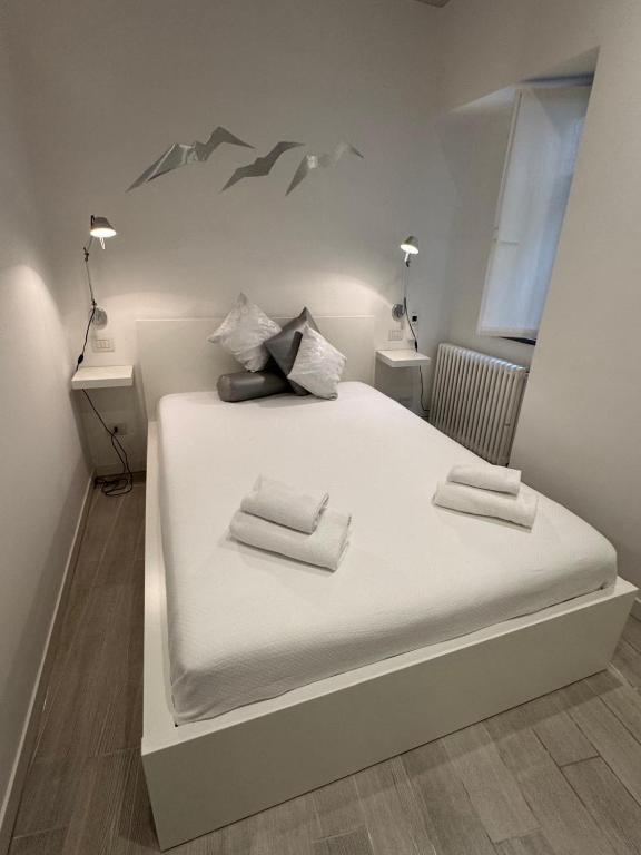 Gemmina Moon, Vernazza