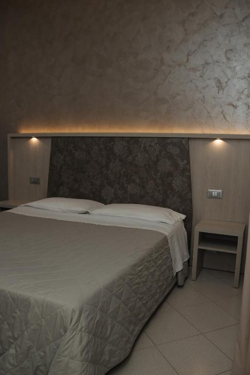 Gabbiano Apartments - 1