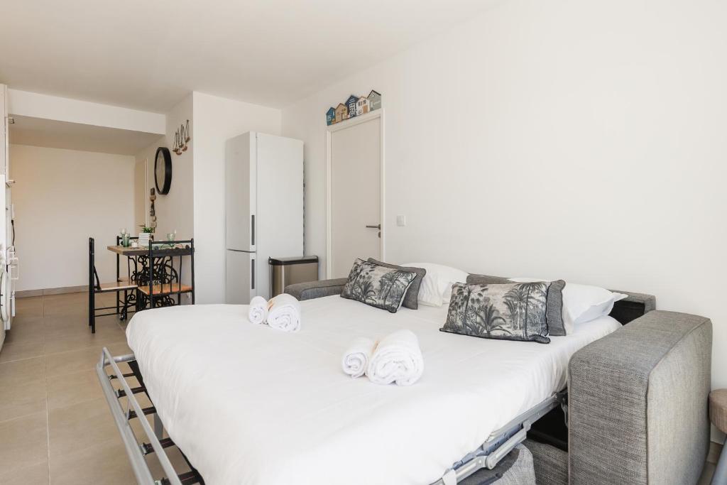 Upstays Terrace Parking 39m Apartment - 4