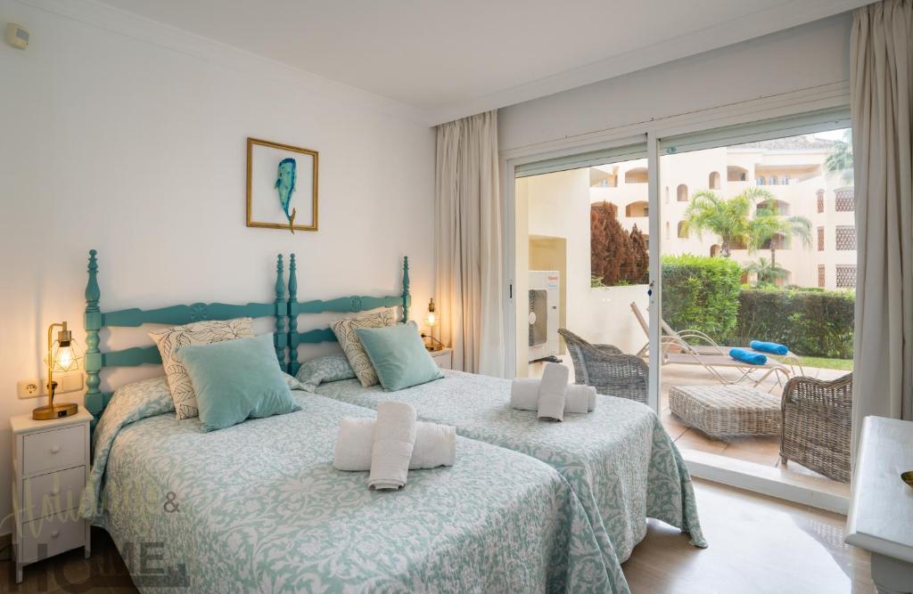 Holidays & Home Hacienda Playa Elviria 300 m Beach, garden ,MARBELLA - 5