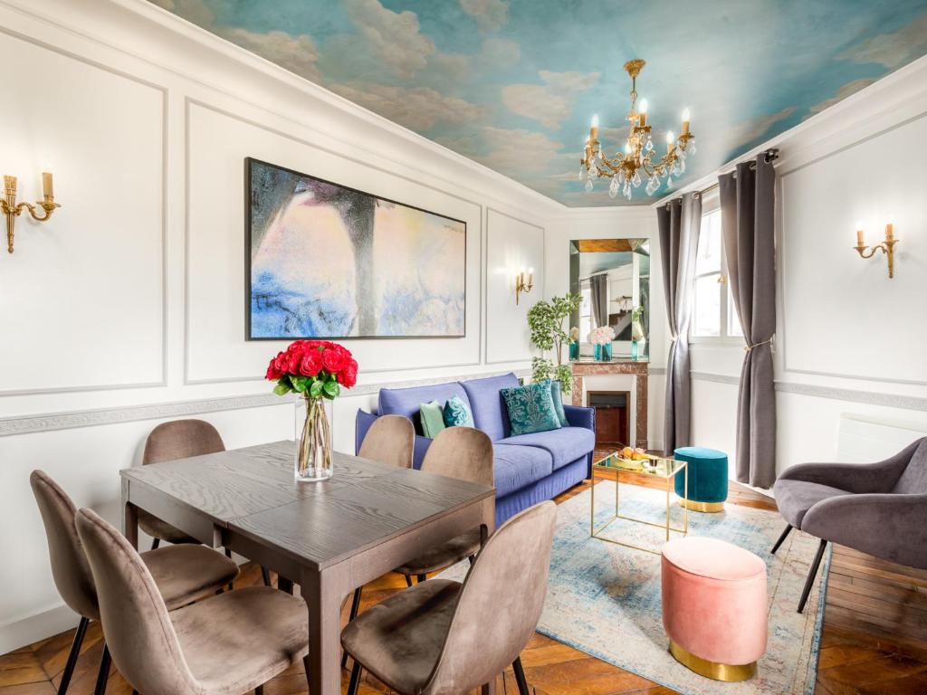Merveil Luxury Suite Royale II - Saint Honore view - 1