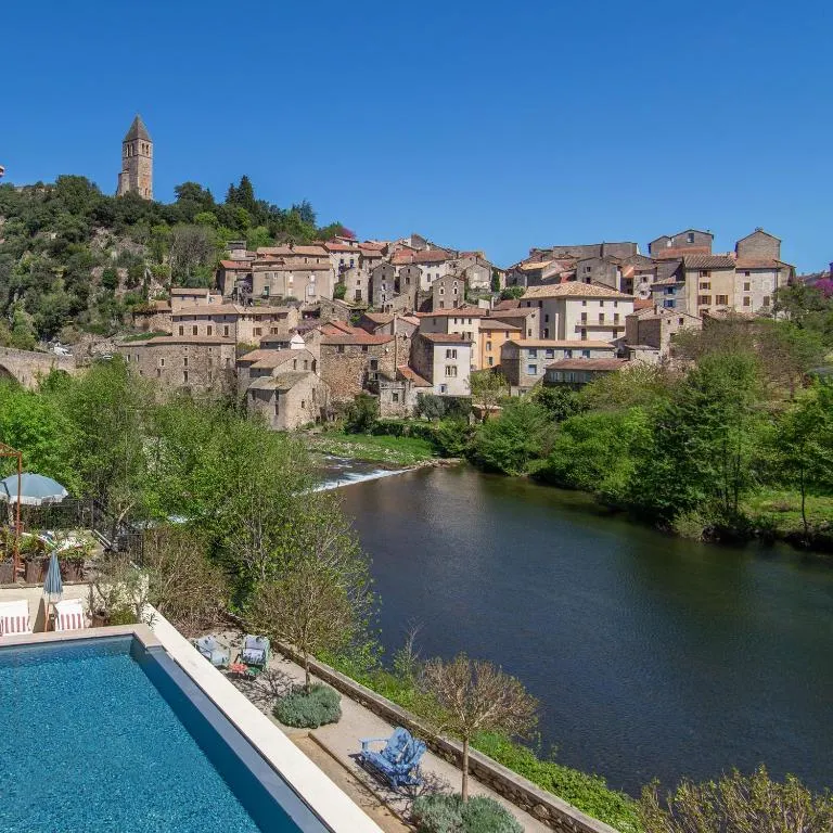 Ecole Olargues - Chambres & restaurant - Teritoria，位于奥拉尔盖的酒店