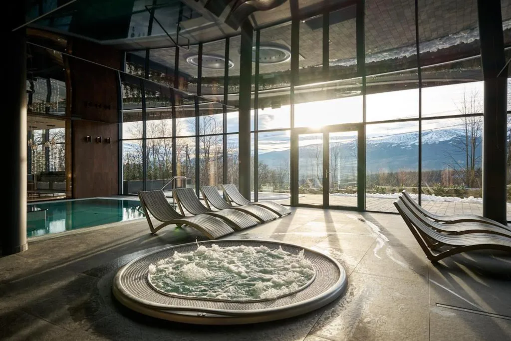 Złoty Horyzont Hotel & Resort Szklarska Poręba，位于斯克拉斯卡波伦巴的酒店