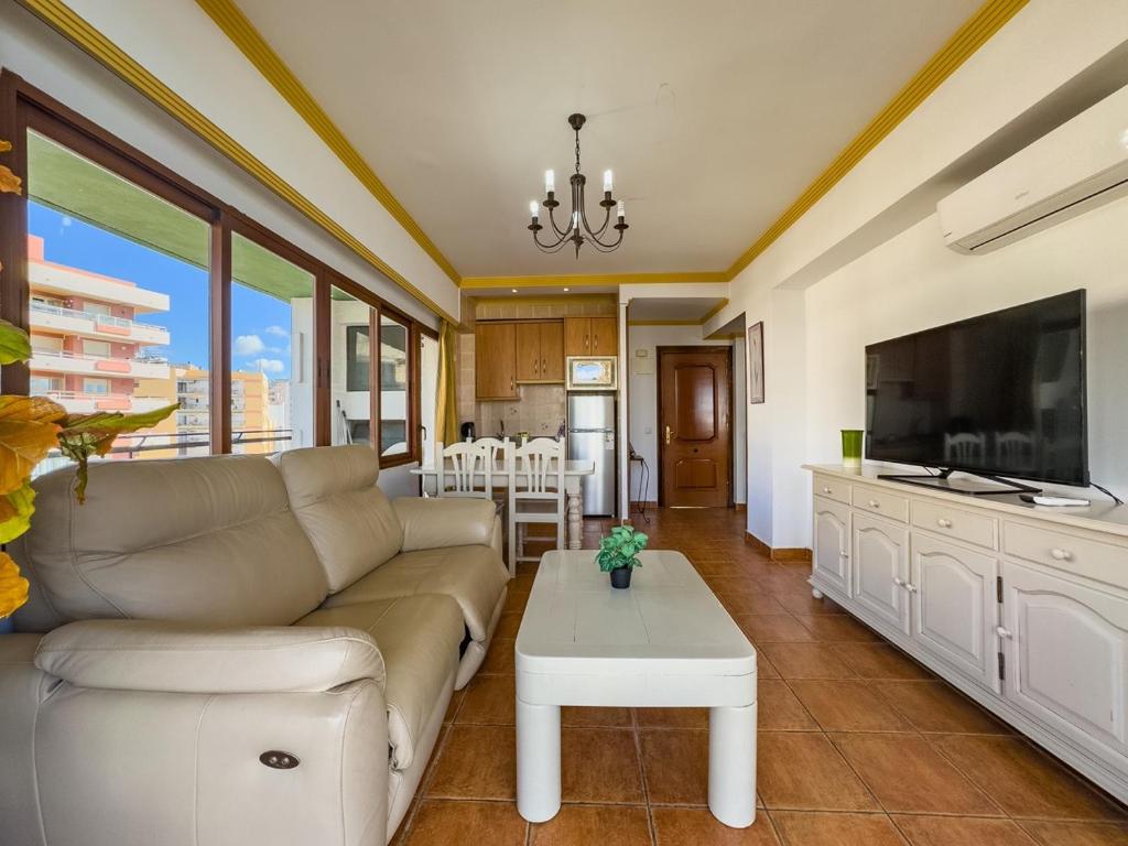 Mediterraneo 801. Super One-Bedroom Apartment with Great Sea Views. - 5