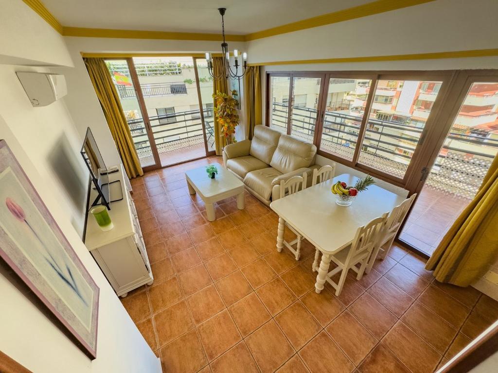 Mediterraneo 801. Super One-Bedroom Apartment with Great Sea Views. - 3