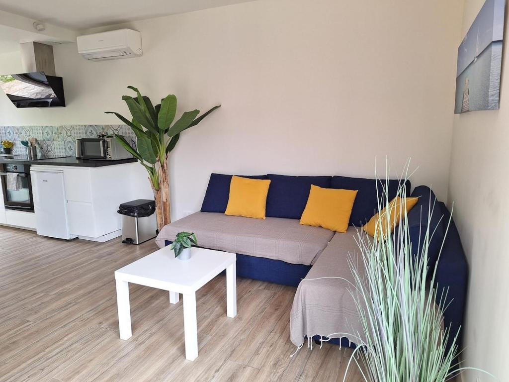 Pavillon 4 personnes entièrement rénové proche plage - 3