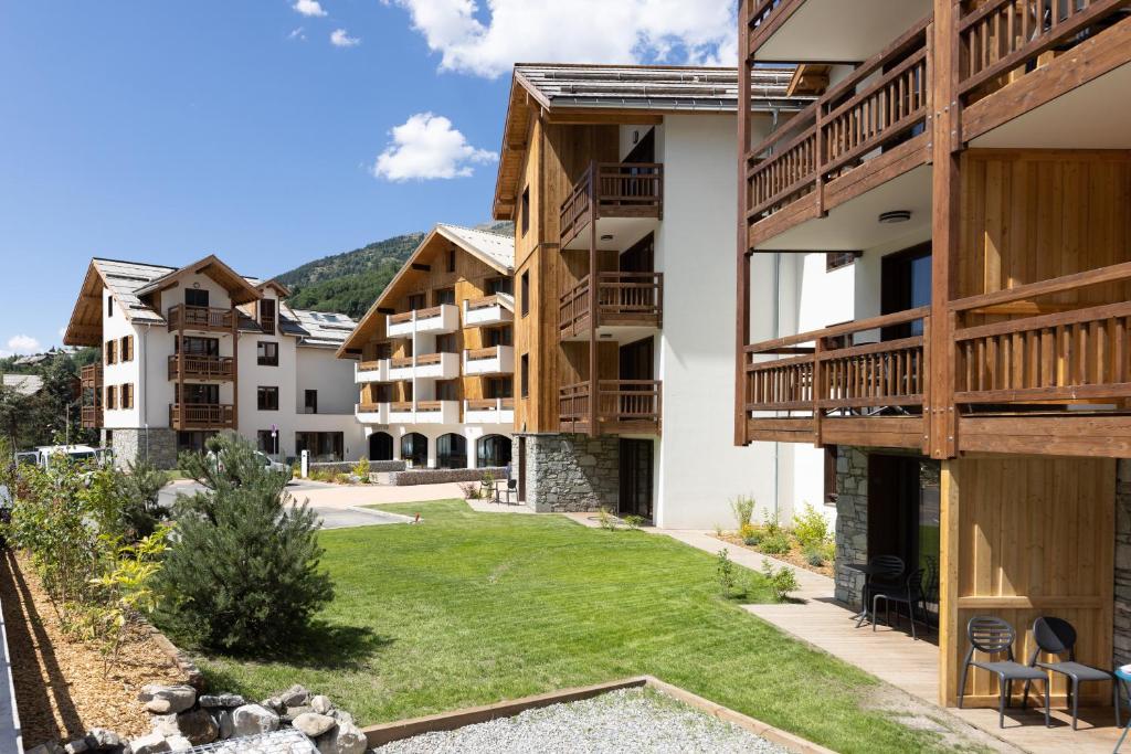 TERRESENS - Hôtel Le Cristal Lodge - 2