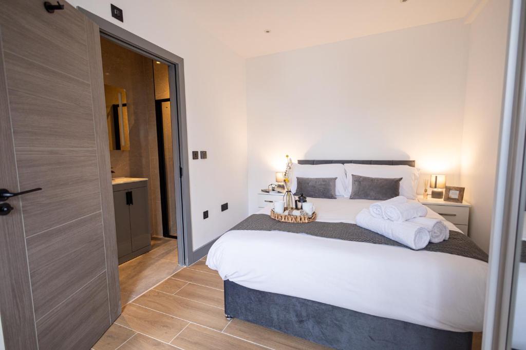 New London 2 Bedroom, 2 Bathroom Flat, Finchley