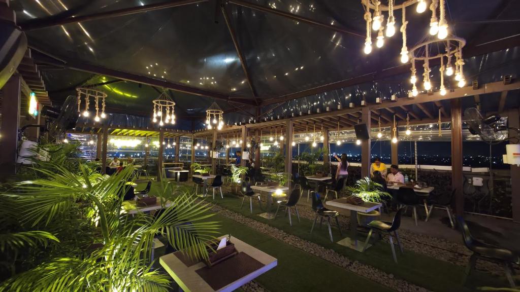 Morvee Hotels Durgapur レストラン