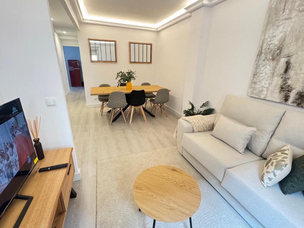 APARTAMENTO BOUTIQUE DE MARIA by Apartamentos Logrono - 2