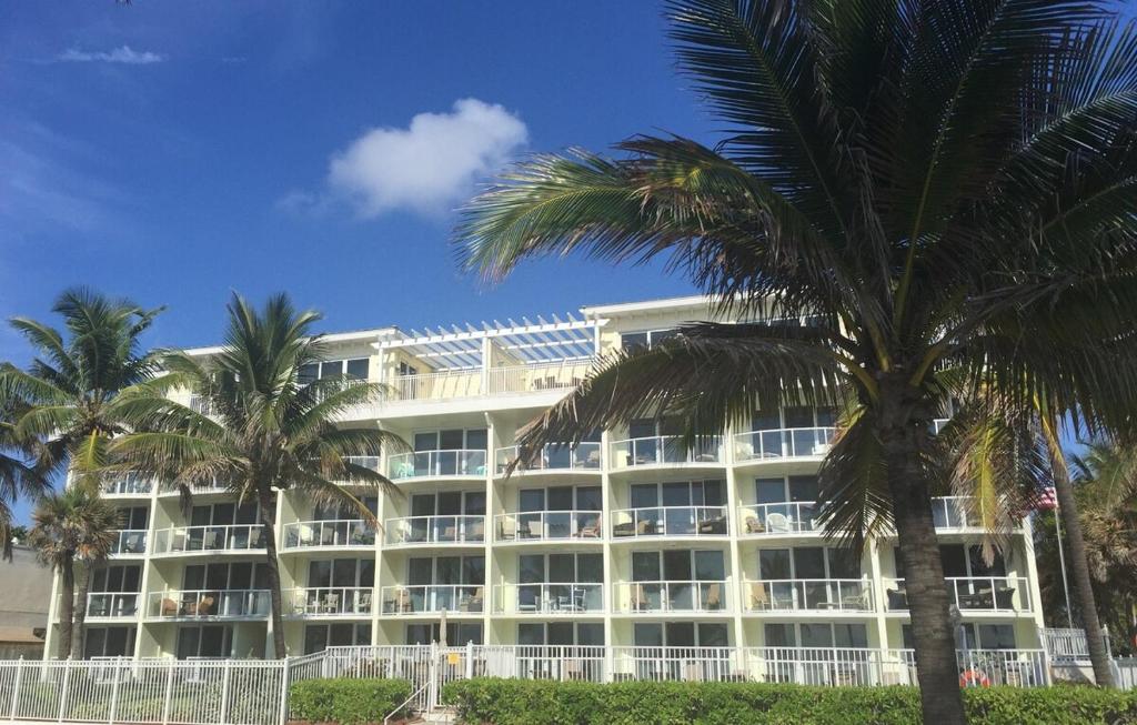 Direct Ocean in fabulous Deerfield Beach!, Deerfield Beach