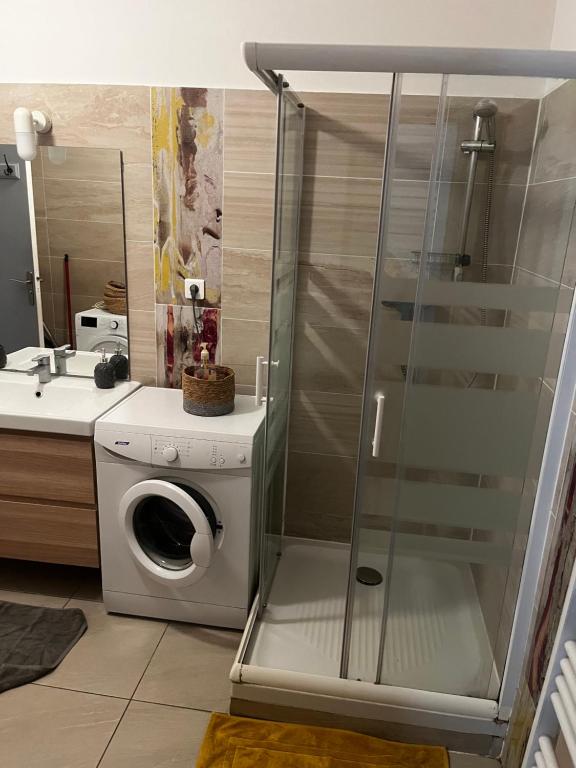 Joli appartement hypercentre T2, classé meublé de tourisme 3 avec parking gratuit - 2