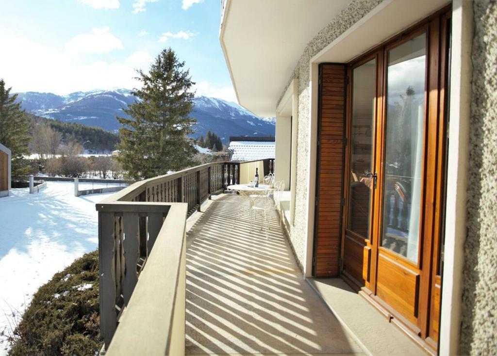 Plein-Sud - Parking & Vue Montagnes, Barcelonnette