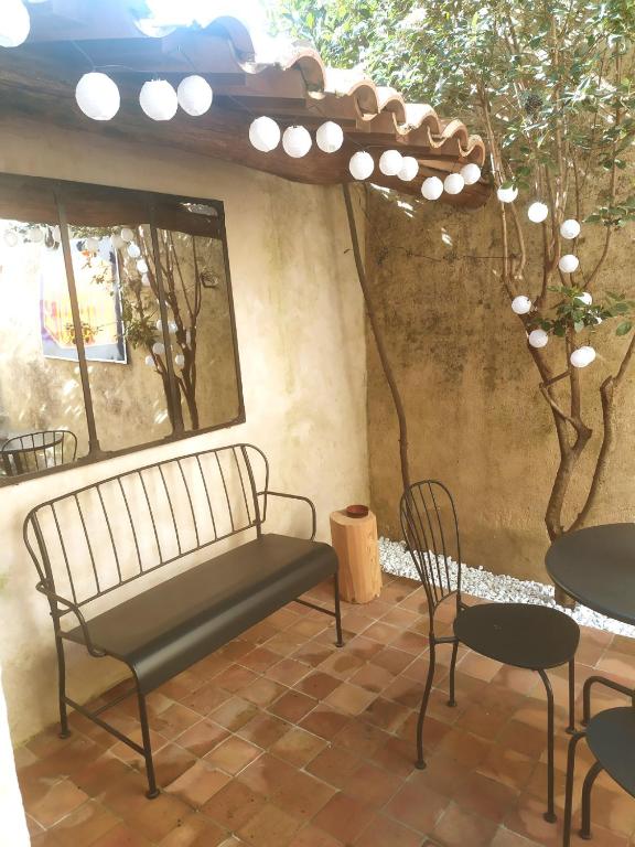 La Casamia Uzès, maison avec cour privative, à 2 pas de la Place aux Herbes - 5
