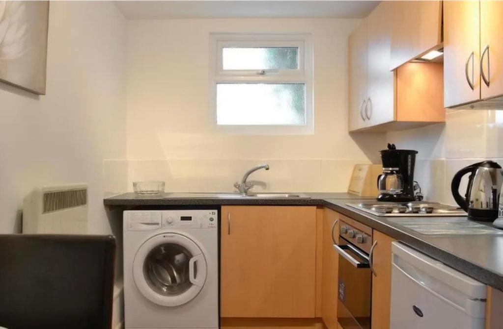 Brooke Cottage, Ilfracombe - photo 3