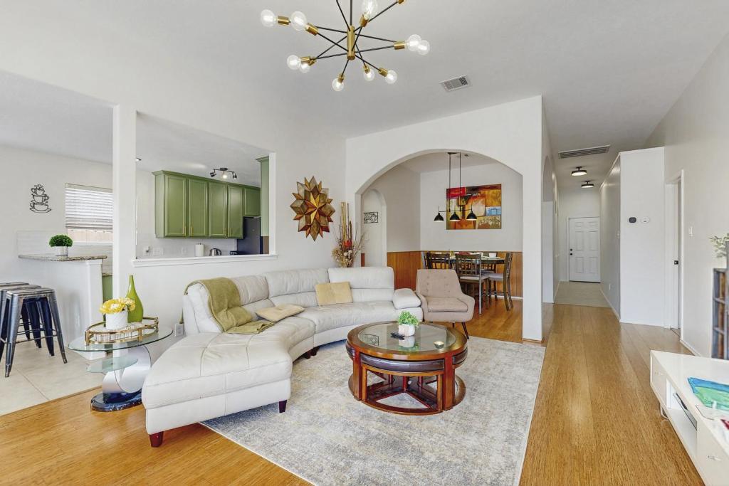 Skyline Stay, Houston