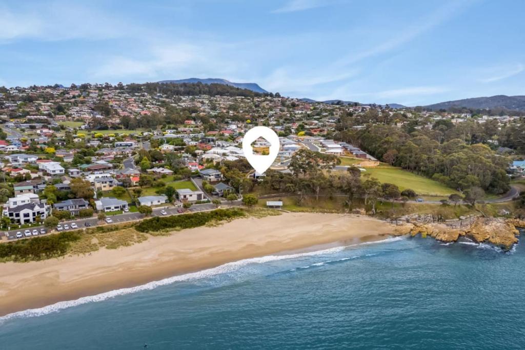 Beachfront Studio with Breathtaking Views, Kingston Beach