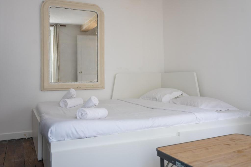 Bright and Cosy studio apartment in Republique Paris, Paris