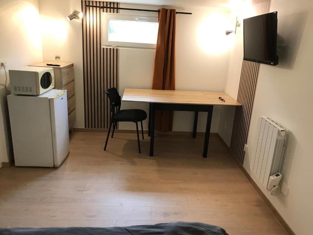 STUDIO à ROUILLON, Rouillon