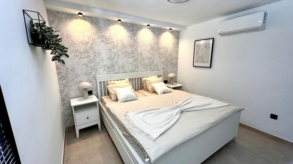 Royal Suite Diamantes II with ocean view - 3