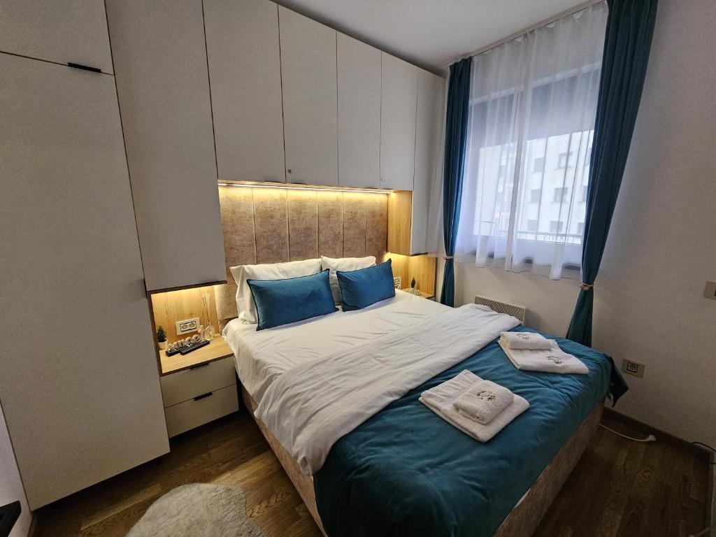 Apartments Univer - 4