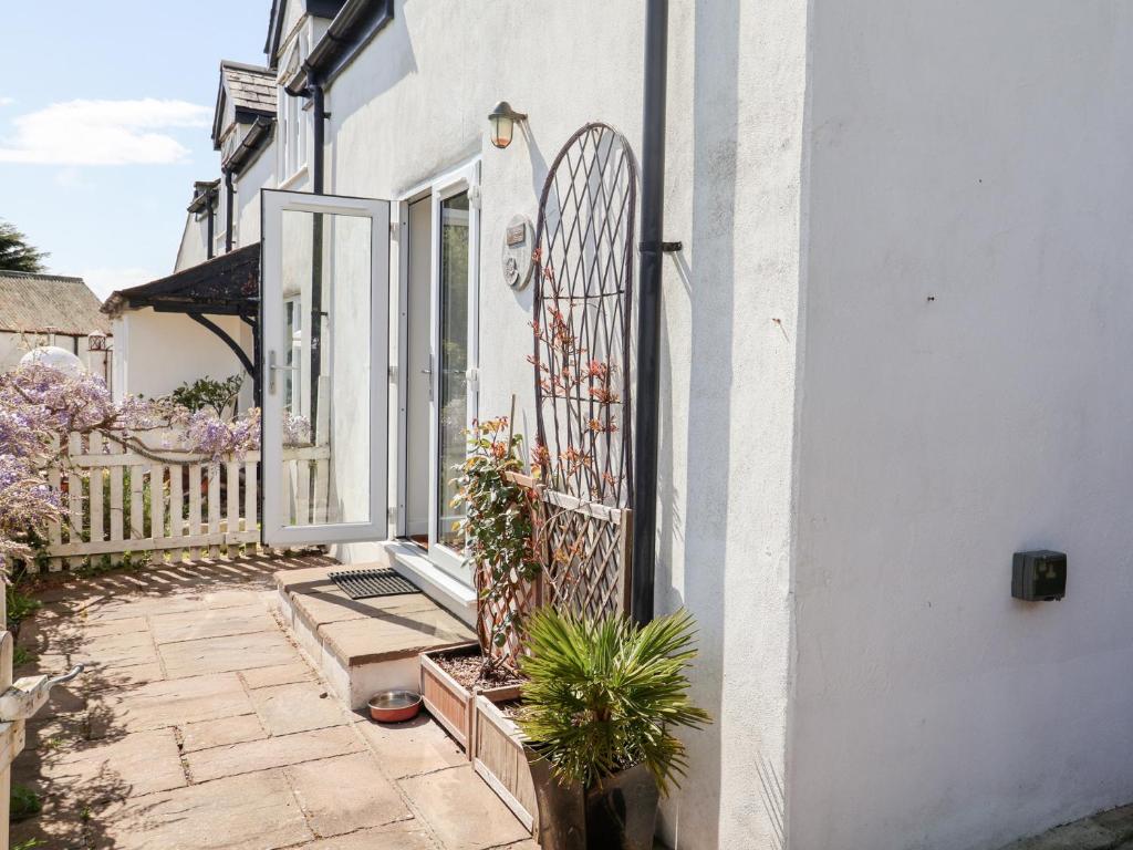 High Bullen Cottage photo 3