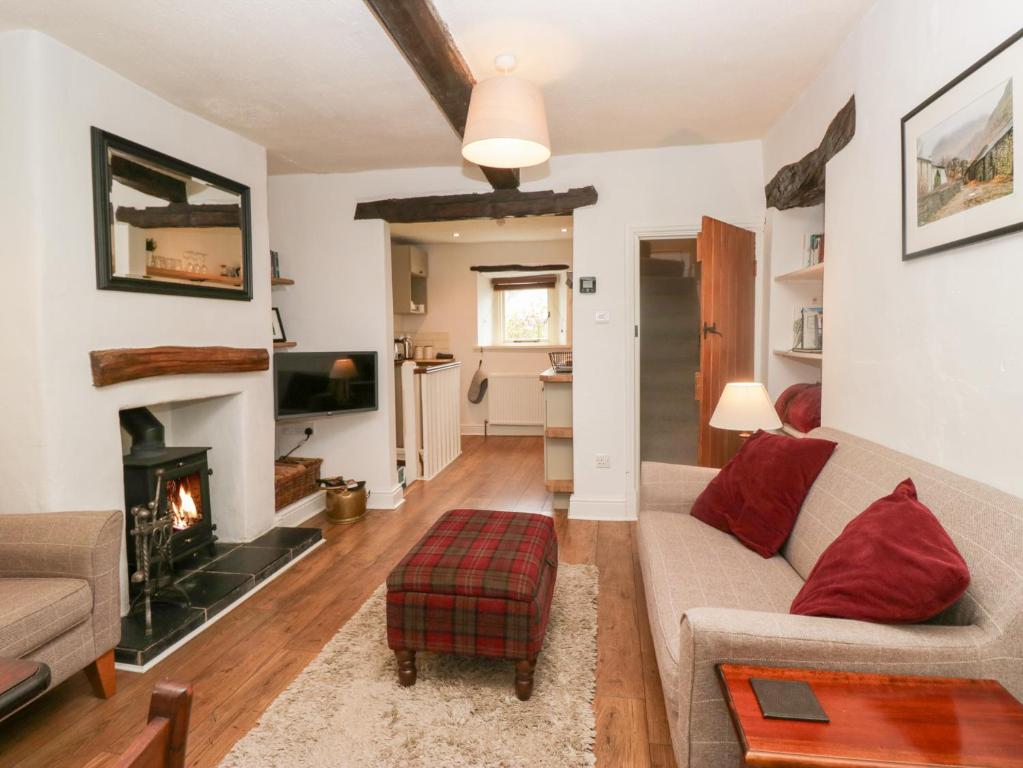 Latch Cottage photo 2