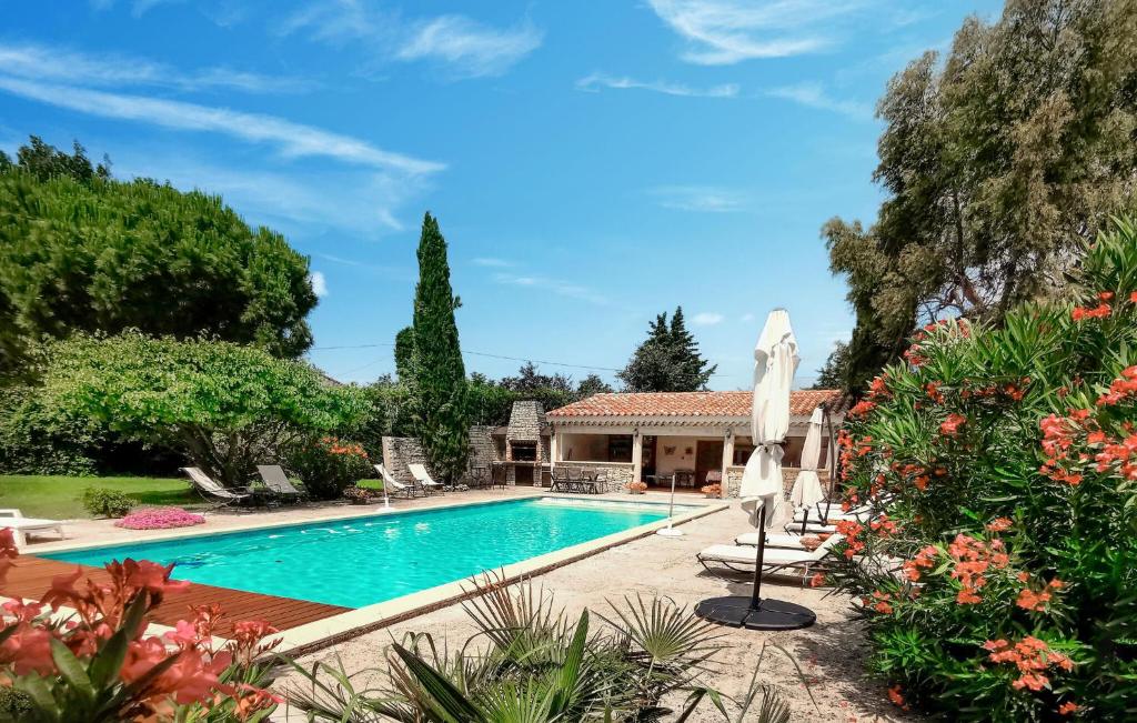 Nice Home In Carpentras, Carpentras