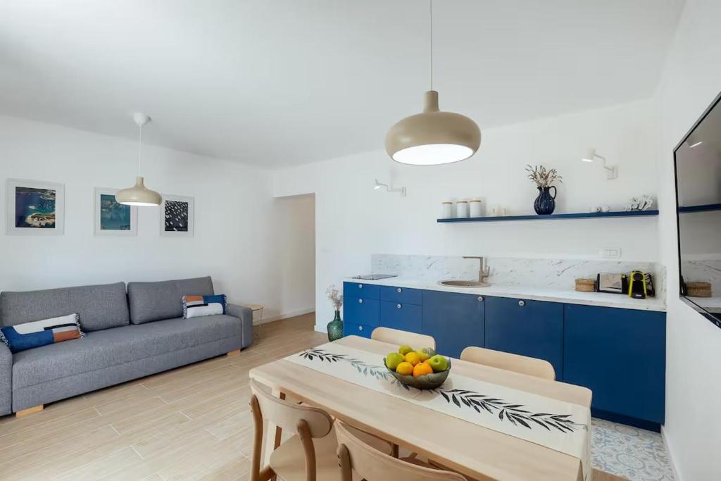 Bright apartment with a great view, Herceg Novi