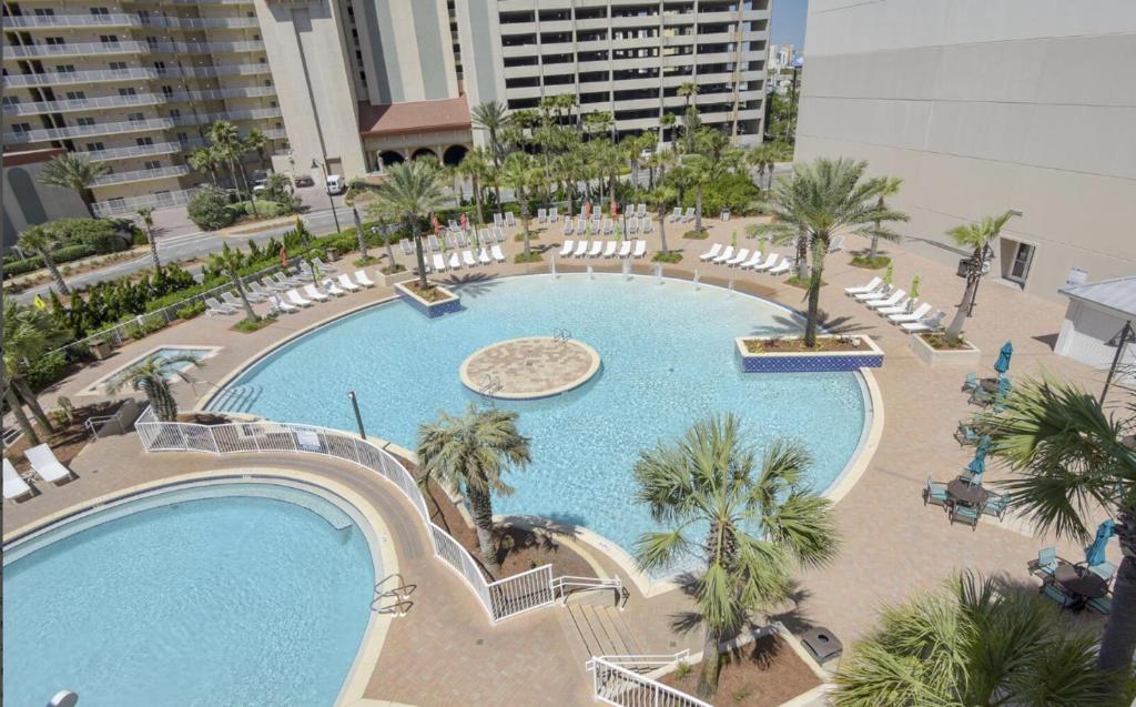 Laketown - Top Floor! Amazing Views!, Panama City Beach