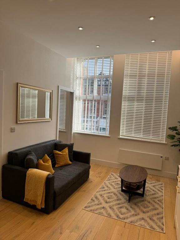 Modern 1-Bed Apartment in Prime Location, Sale