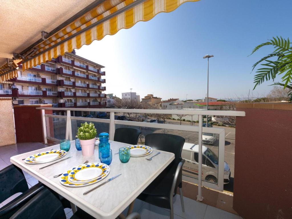 Apartment in Roses near La Perola Beach - 5