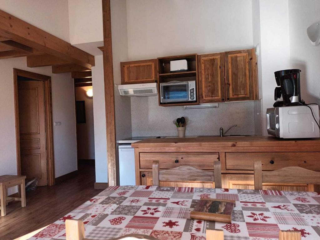 Appartement spacieux 6 pers, vue montagne, WIFI - 2