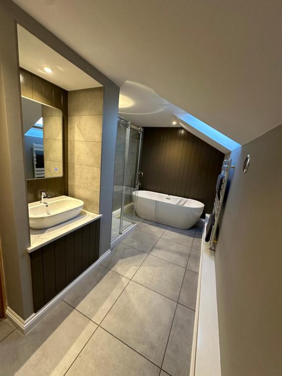 The Cottage, Stapleton photo 2