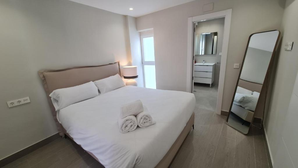 Navas PentHouse 301 By Florentia Homes - 5