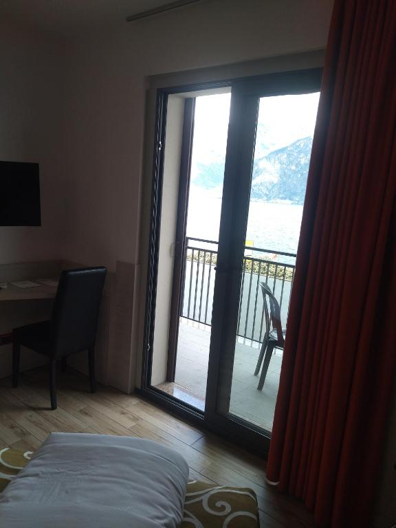 Hotel Sole Malcesine — Hotel rooms in Malcesine, Veneto