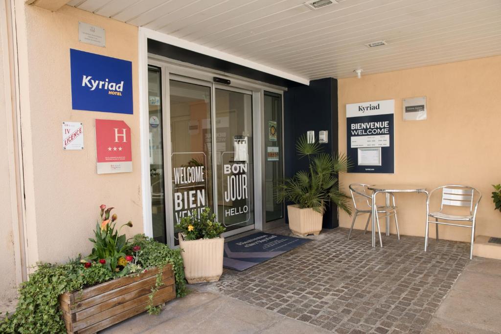 A szálláshely kívülről