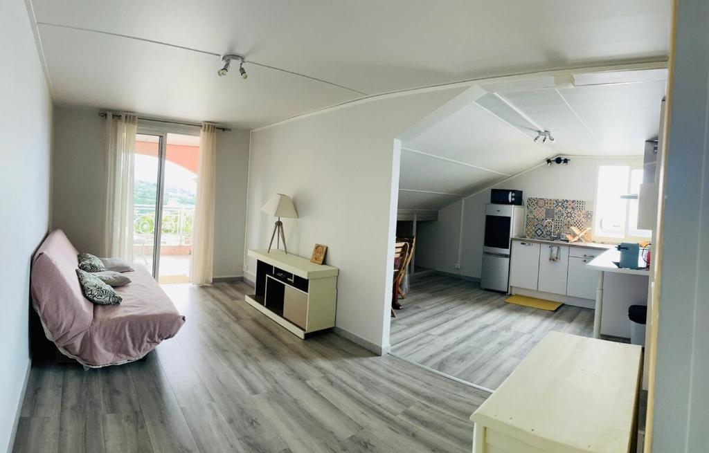 Between two rainbows, Entre-Deux